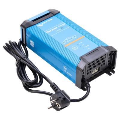 VICTRON - Blue Smart 12V 30A IP22 230V